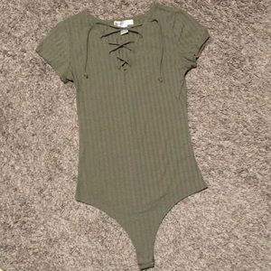 🤎Lace Front Body Suit🤎